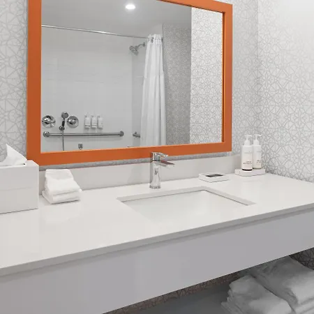 La Quinta & By Wyndham Queens Nyc Jfk Airtrain 2*