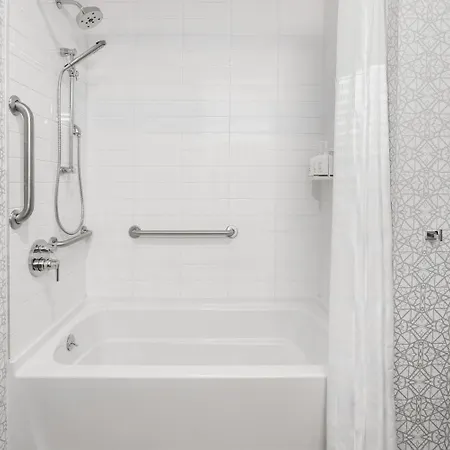 La Quinta & By Wyndham Queens Nyc Jfk Airtrain 2*