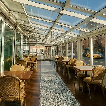 Hotel Lic Manhattan View
