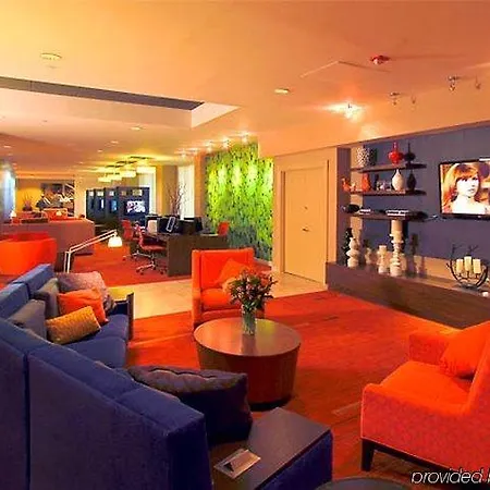 Hotel Courtyard By Marriott Laguardia Airport New York