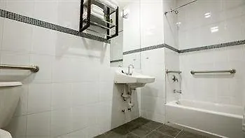Midtown West Hotel 3*