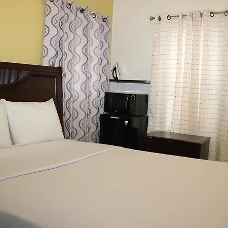Sleep Days Avenue H Apartment *