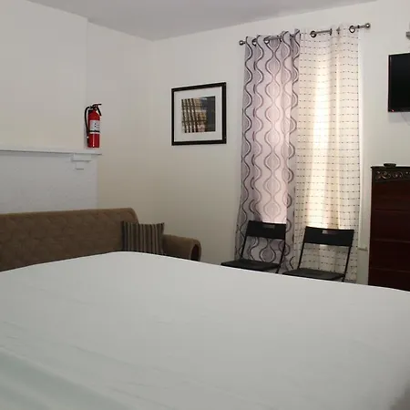 Sleep Days Avenue H Apartment
