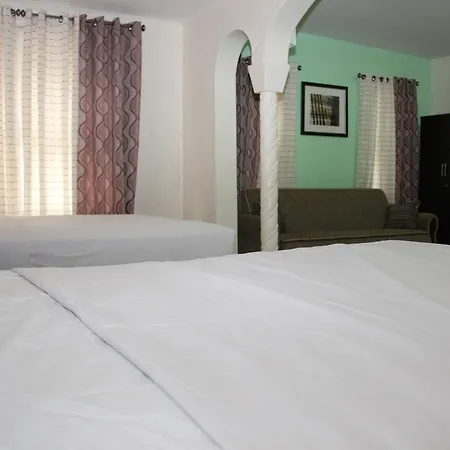 Sleep Days Avenue H Apartment New York