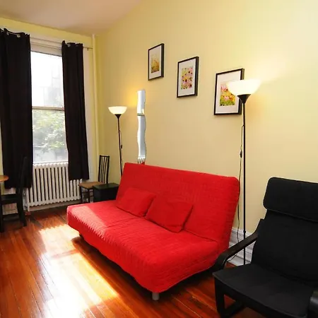 Natural History Museum Apartment * New York