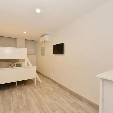 Townhouse Lincoln Center Apartment