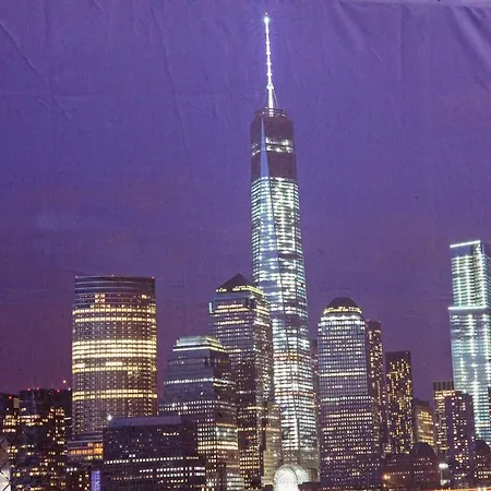 Modern 2b/1.5 With Outdoor Space New York