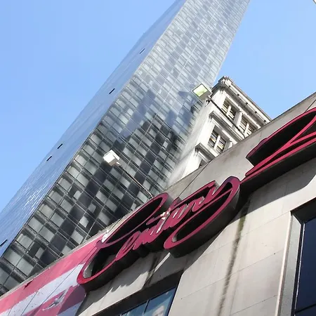 Modern 2b/1.5 With Outdoor Space * New York