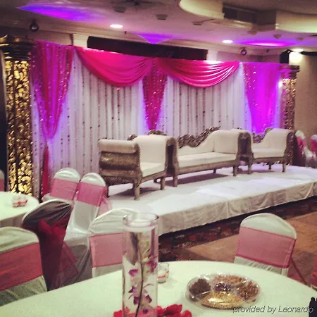 Adria And Conference Center Hotel 3*