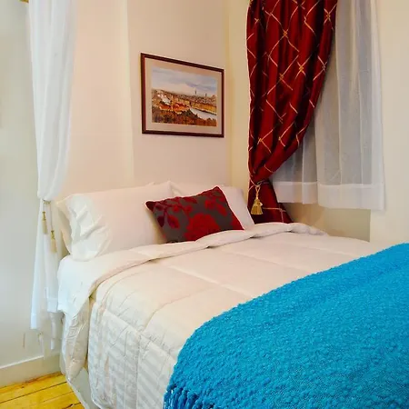 Elegant & 2 Bedroom Ny Apartment