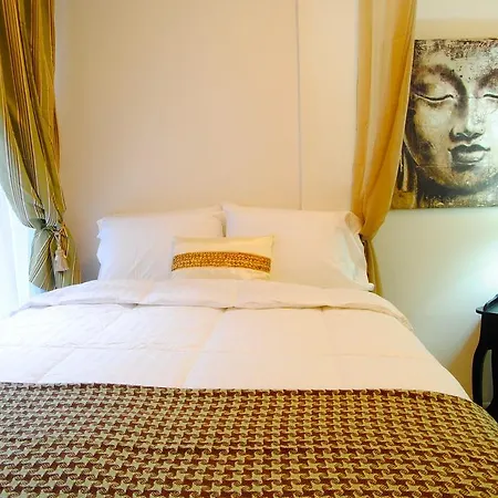 Elegant & 2 Bedroom Ny Apartment