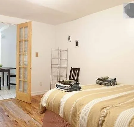 Three Bedroom Apartment - 3Rd Street Apartment *