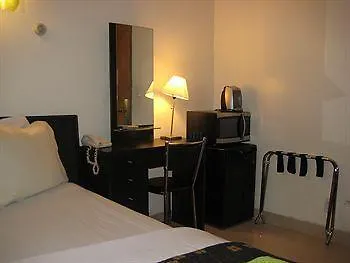 Hotel Doxie 2*