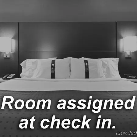 Fairfield & By Marriott Staten Island Hotel New York