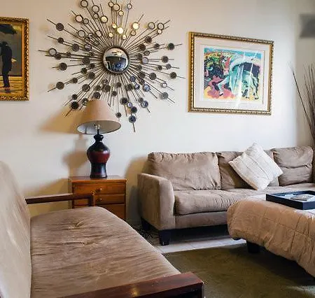 Apartment Ridgewood Suites *