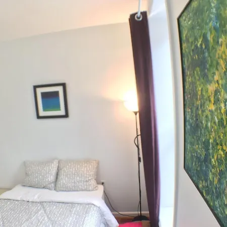 Apartment Four Bedroom - Eldridge St. #38 *