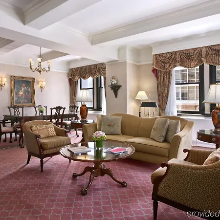 Warwick Hotel 4*