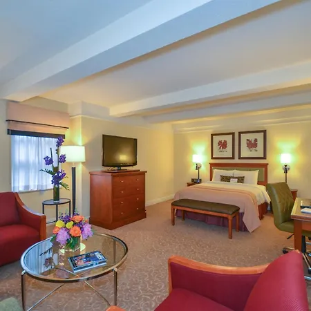 San Carlos Hotel 4*