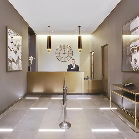 Hotel The At Fifth Avenue
