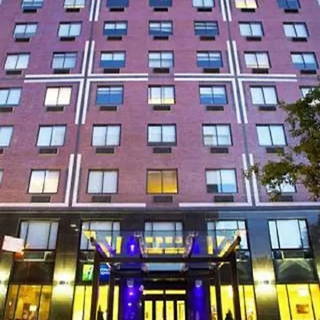 Express Manhattan Midtown West By Ihg New York