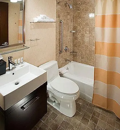 Hotel Fairfield By Marriott Manhattan Times Square