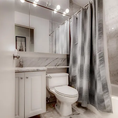 Apartment Global Luxury Suites At Symphony House