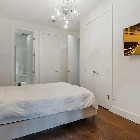 Two Bedroom - Harlem Apartment New York