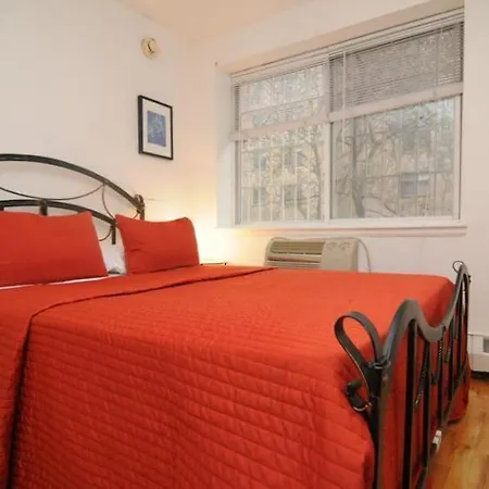 East Village E Apartment *