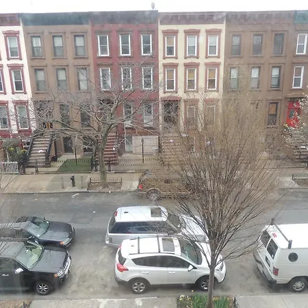 Brownstone Loft 30 Day Bookings New York
