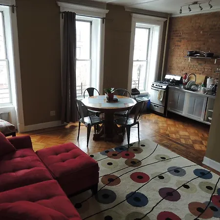 Apartment Brownstone Loft 30 Day Bookings