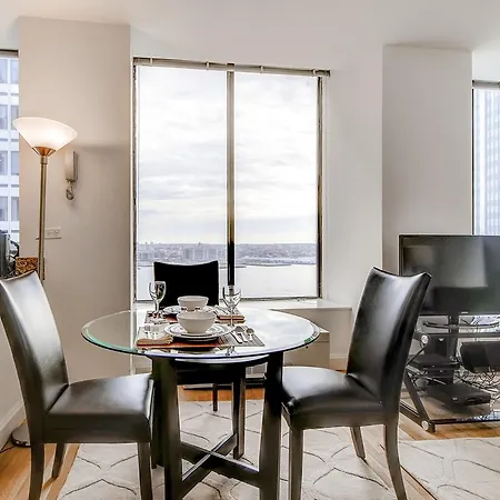 Global Luxury Suites At 10 Hanover Square *