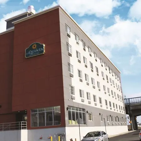 Hotel La Quinta & Far Rockaway -