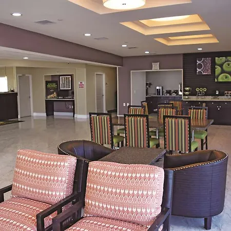 La Quinta & Far Rockaway - 2*