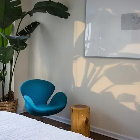 Self-catering Apartment: East Side *