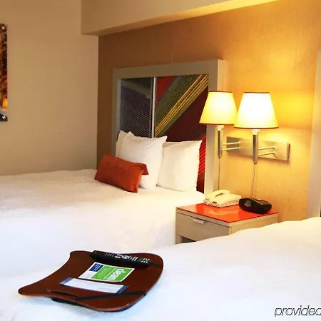 Hampton Manhattan Chelsea Hotel 3*