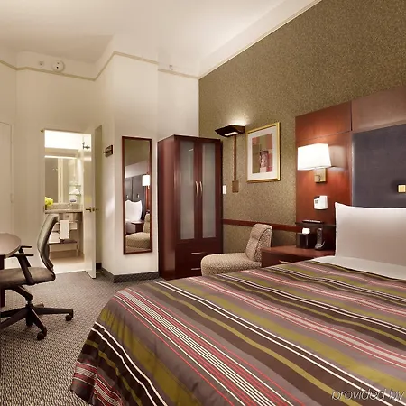 Hotel Radisson Street