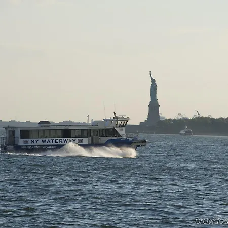 Express - Street By Ihg New York