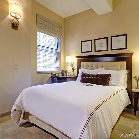 Library By Library Collection Hotel 4*