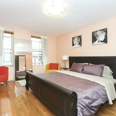 Apartment Studio In The Heart Of Times Square