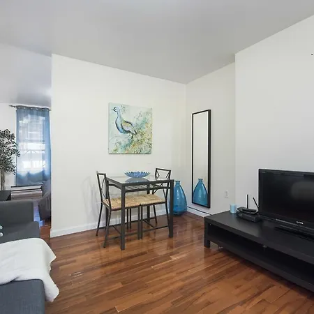 Studio In The Heart Of Times Square Apartment *