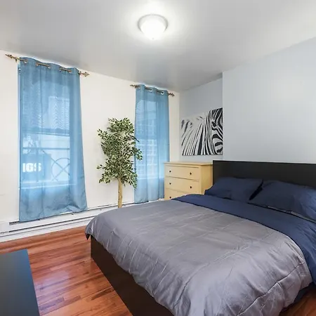 Studio In The Heart Of Times Square Apartment
