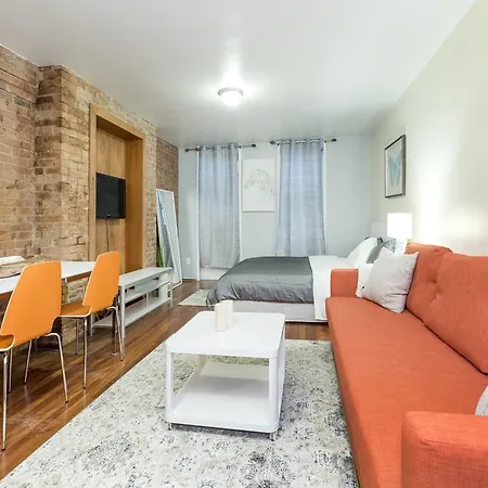 Studio In The Heart Of Times Square * New York