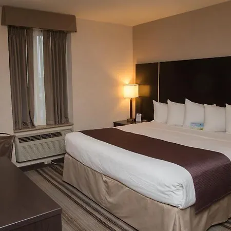 Days By Wyndham Jamaica / Jfk Airport 3*