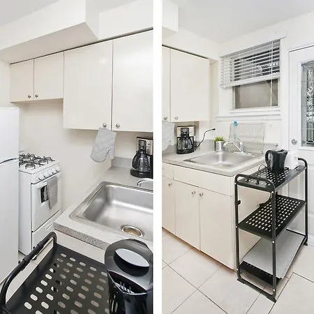 One Bedroom With Backyard - Brooklyn Holiday home New York