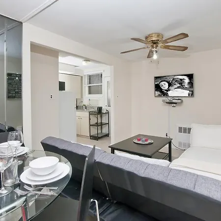 One Bedroom With Backyard - Brooklyn * New York