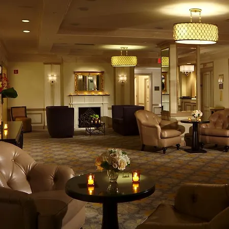 Warwick 4* New York