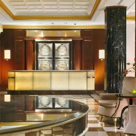 Essex House Apartment *