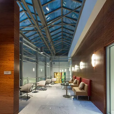 Midtown East At View 34 - A Premier Furnished