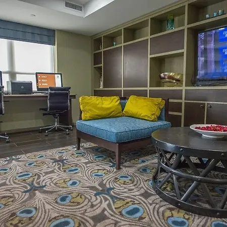 Hotel New York-jfk Airport Area, An Ihg New York
