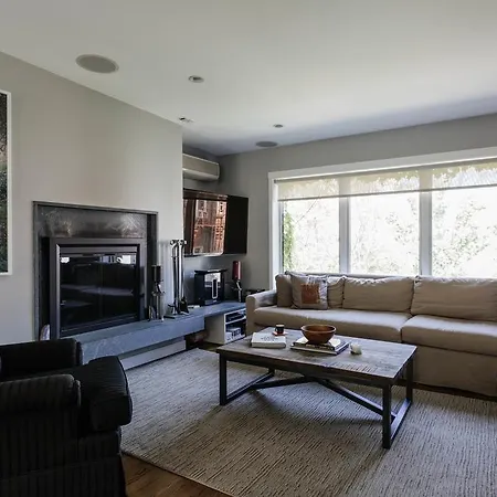 Onefinestay - Williamsburg Private Homes